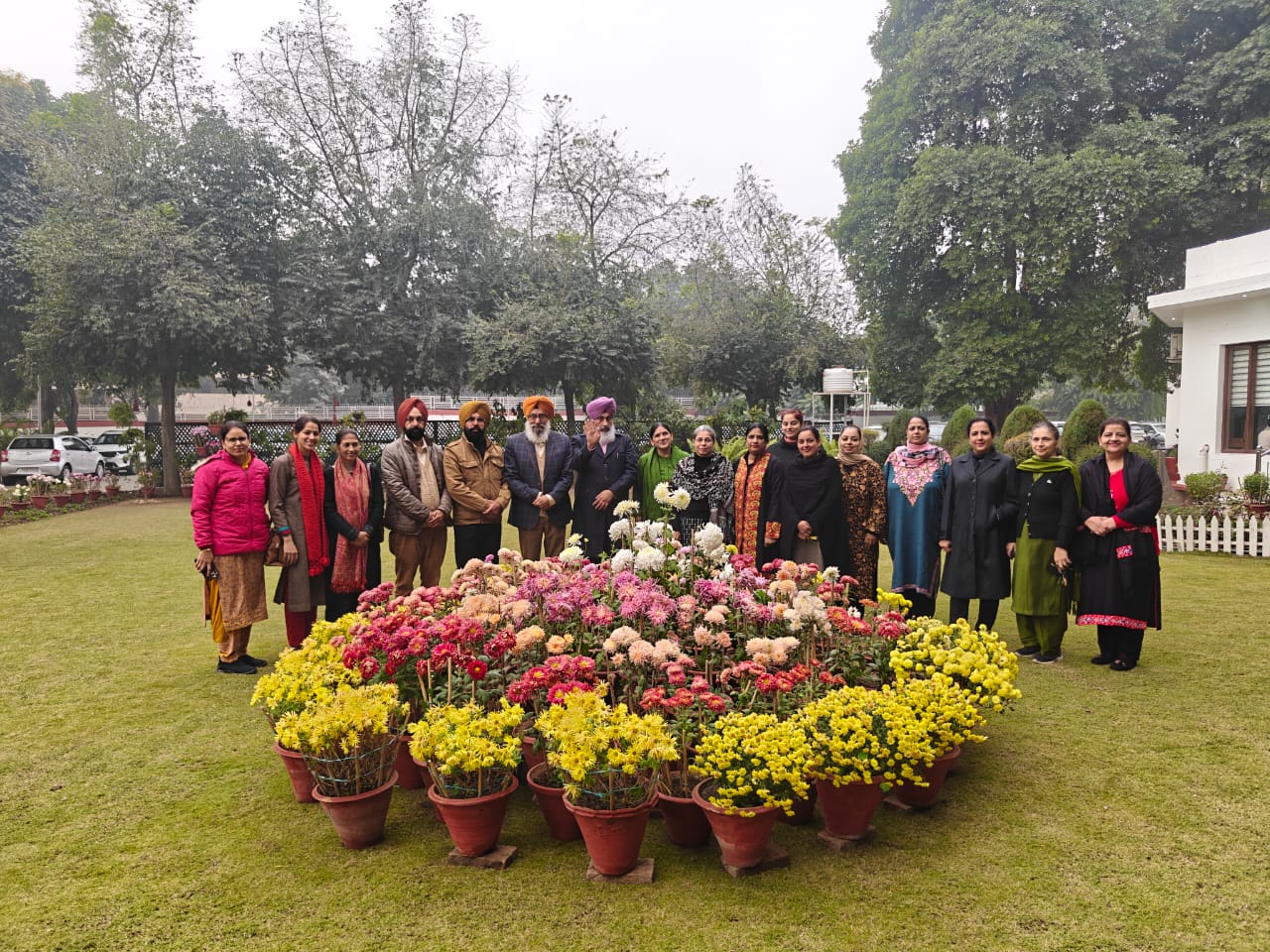 Lecture on Plant Identification conducted by the Department of Botany.